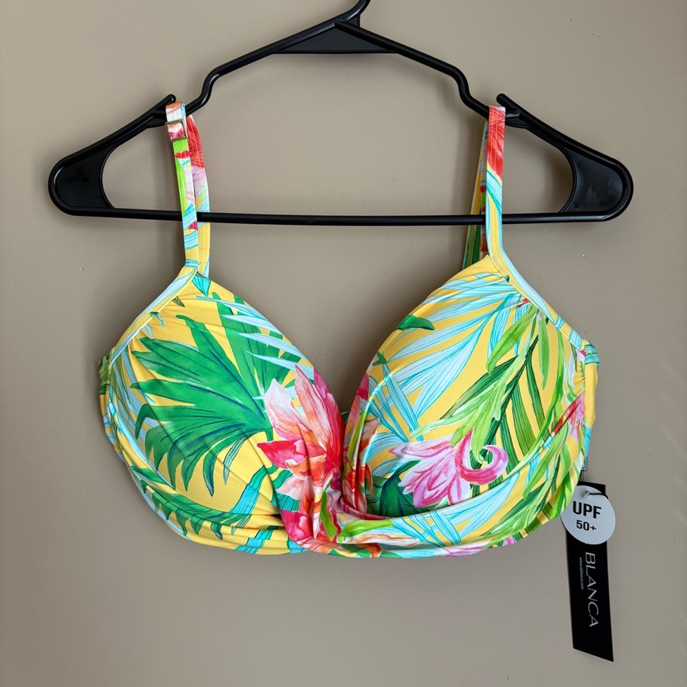 La Blanca Calypso Wrap Bikini Top